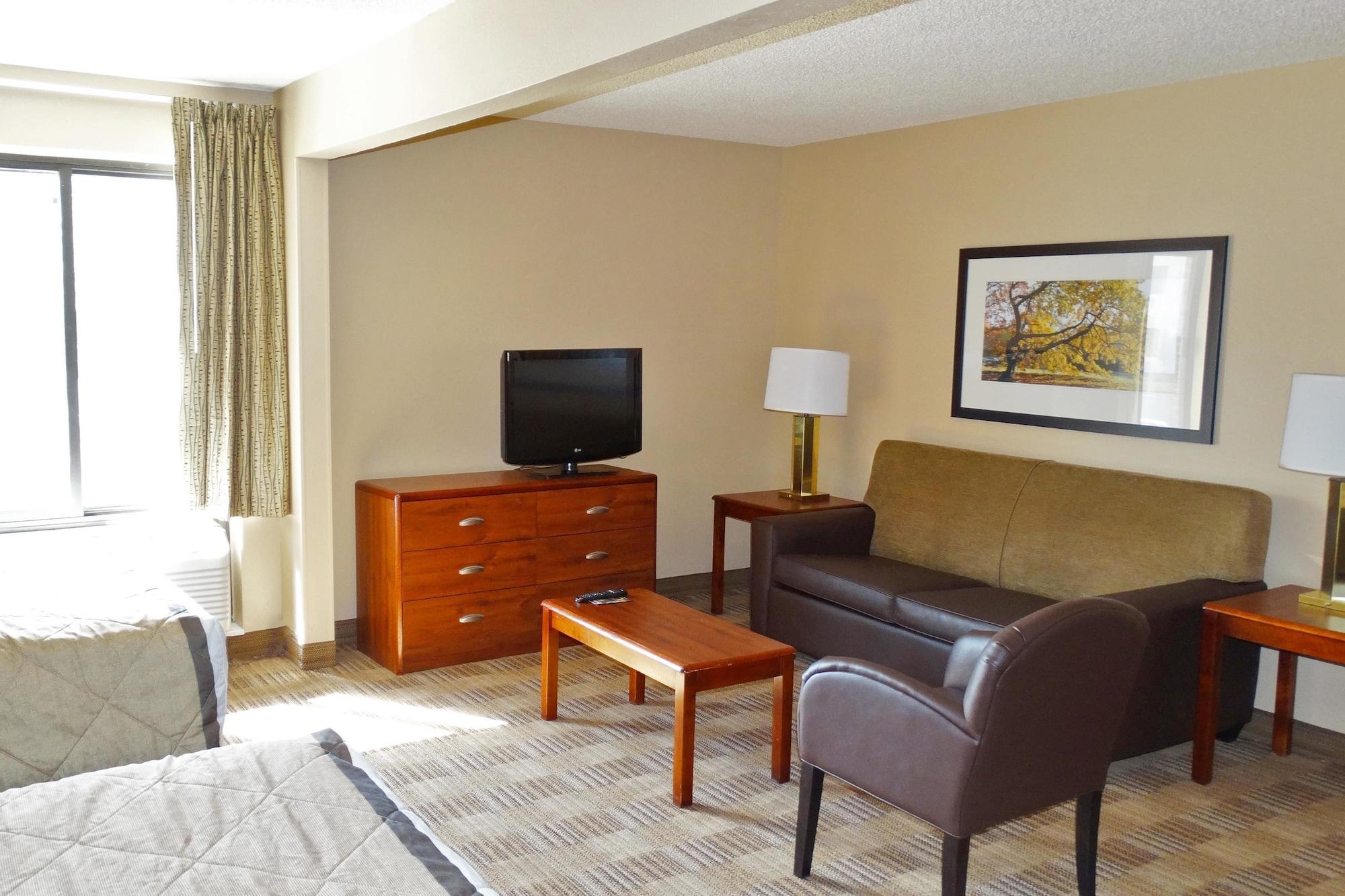 Extended Stay America Select Suites - Rockford - State Street Exterior foto