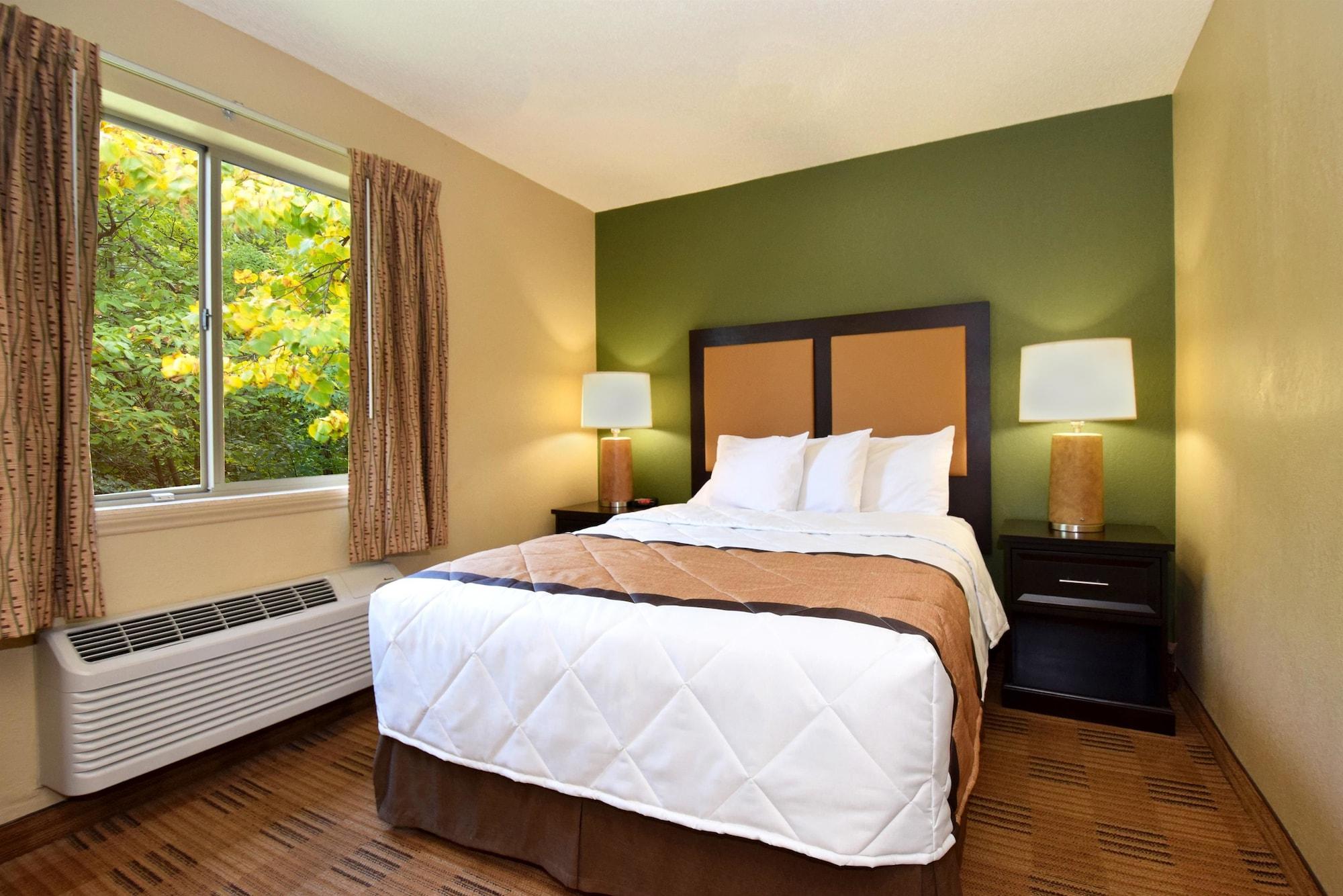 Extended Stay America Select Suites - Rockford - State Street Exterior foto