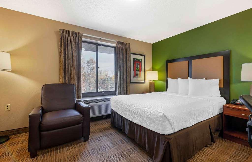 Extended Stay America Select Suites - Rockford - State Street Quarto foto