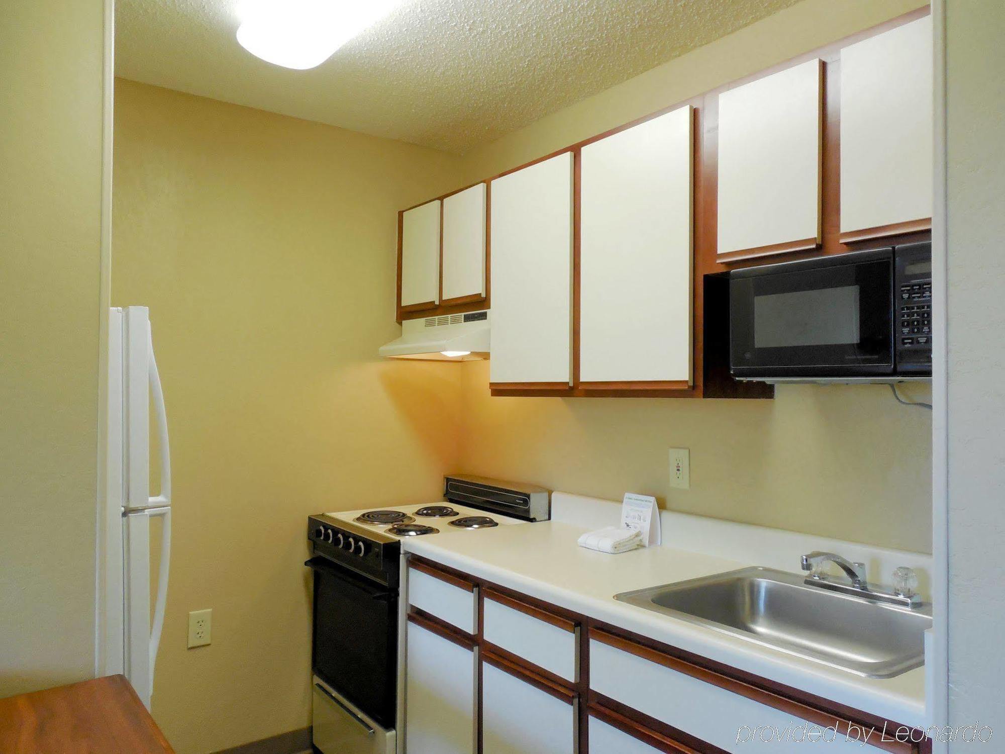 Extended Stay America Select Suites - Rockford - State Street Exterior foto